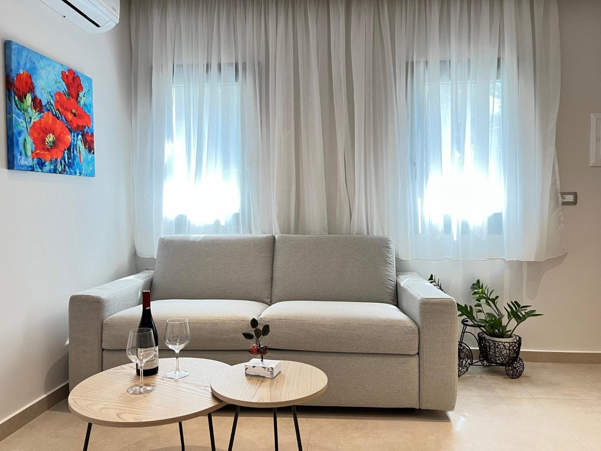 Maison Deluxe Studios And Apartment Parga Esterno foto